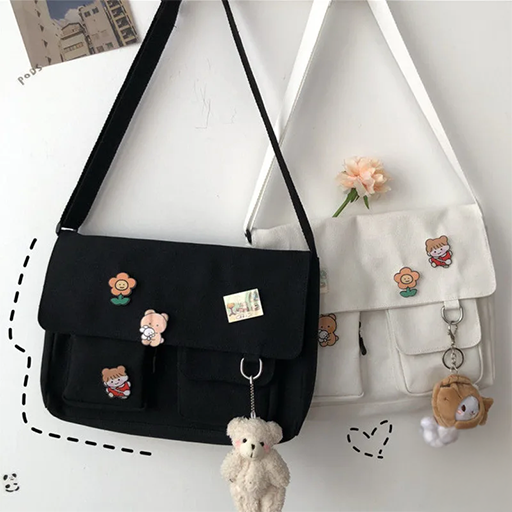 Sac Bandoulière Japonais Kawaii avec Badges et Peluche